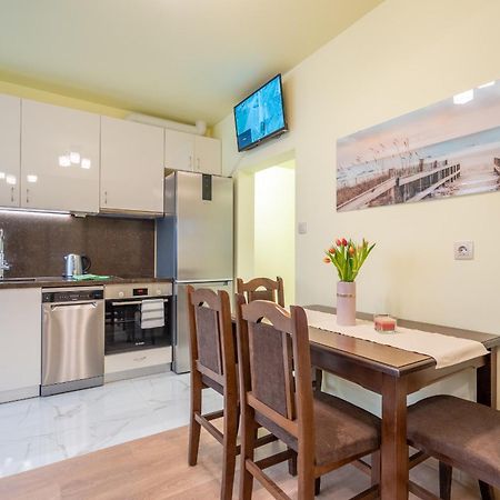 Top Location Central New & Spacious 3 Bdr Apt Medical Academy Sofia Esterno foto